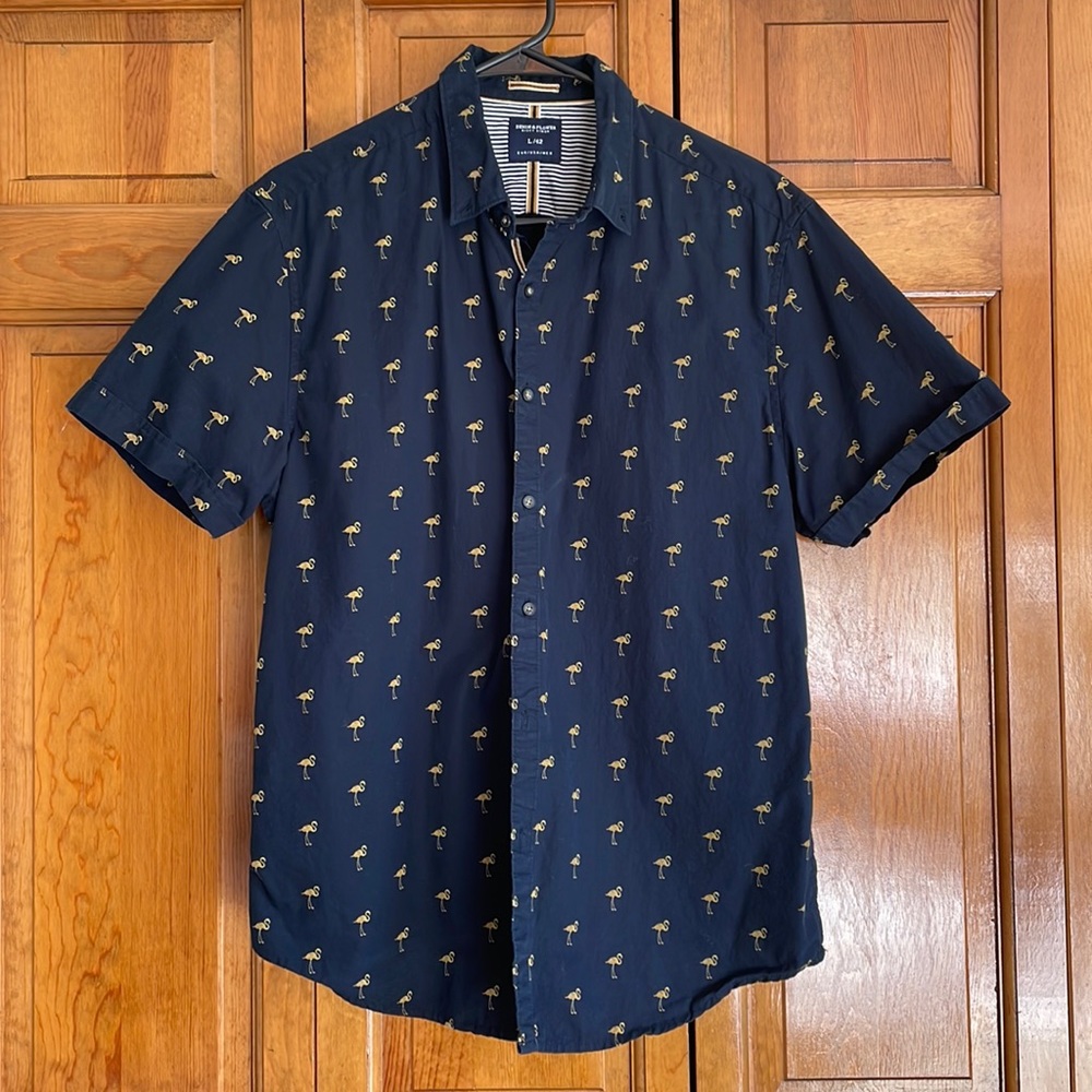 Denim & Flower Navy Short-Sleeve Button-Down Shirt with Yellow Palm Print